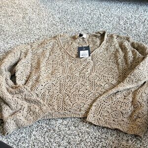 Universal Thread Women's Tan V-Neck Sweater